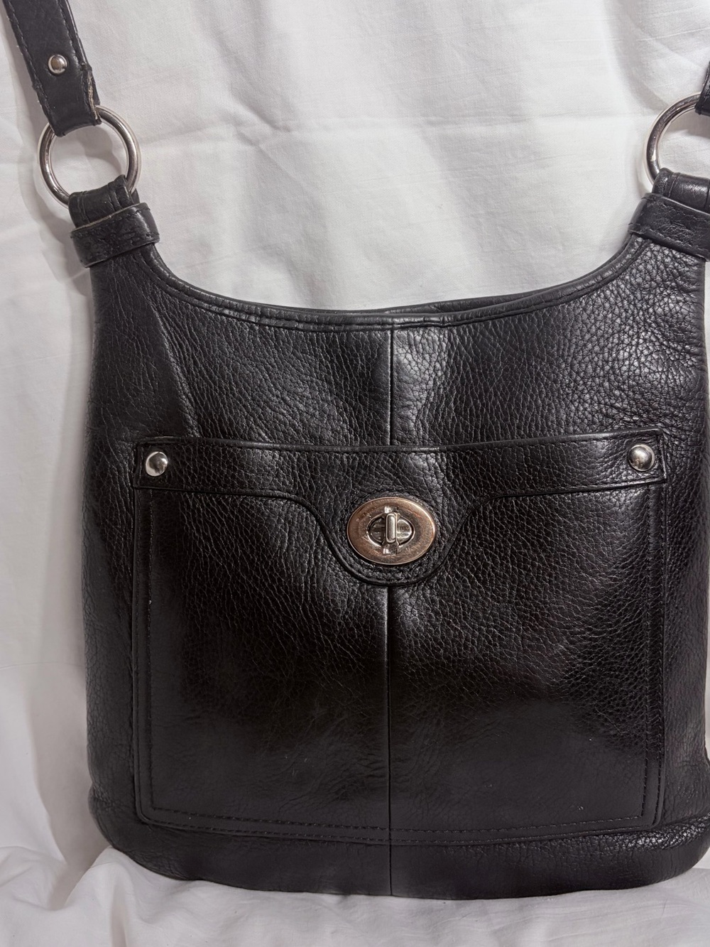 Vintage Coach Penelope Black Pebbled Leather Crossbody Bag Turnlock